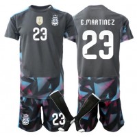 Stroje piłkarskie Argentyna Emiliano Martinez #23 Bramkarskie Koszulka Podstawowej dla dzieci MŚ 2026 Krótki Rękaw (+ szorty)